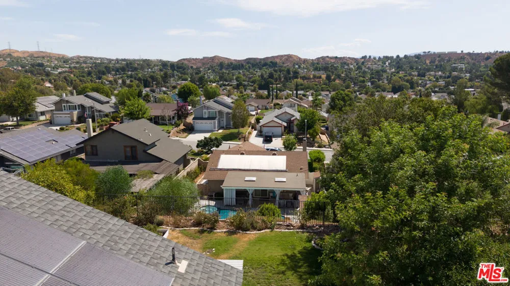 27820 Palmetto Ridge Drive Santa Clarita, CA 91354