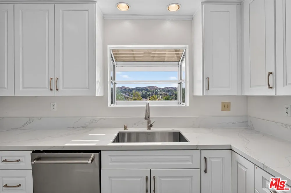 27820 Palmetto Ridge Drive Santa Clarita, CA 91354