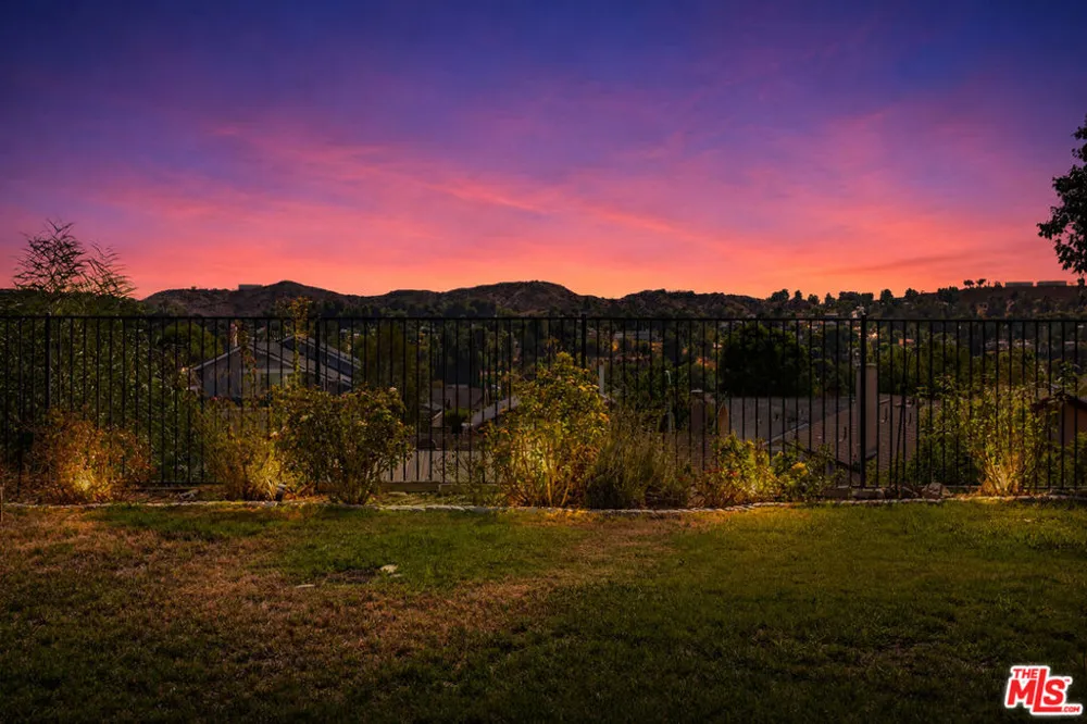27820 Palmetto Ridge Drive Santa Clarita, CA 91354