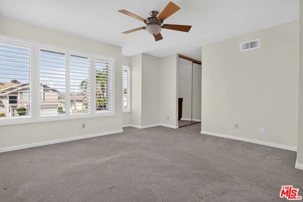 27820 Palmetto Ridge Drive Santa Clarita, CA 91354