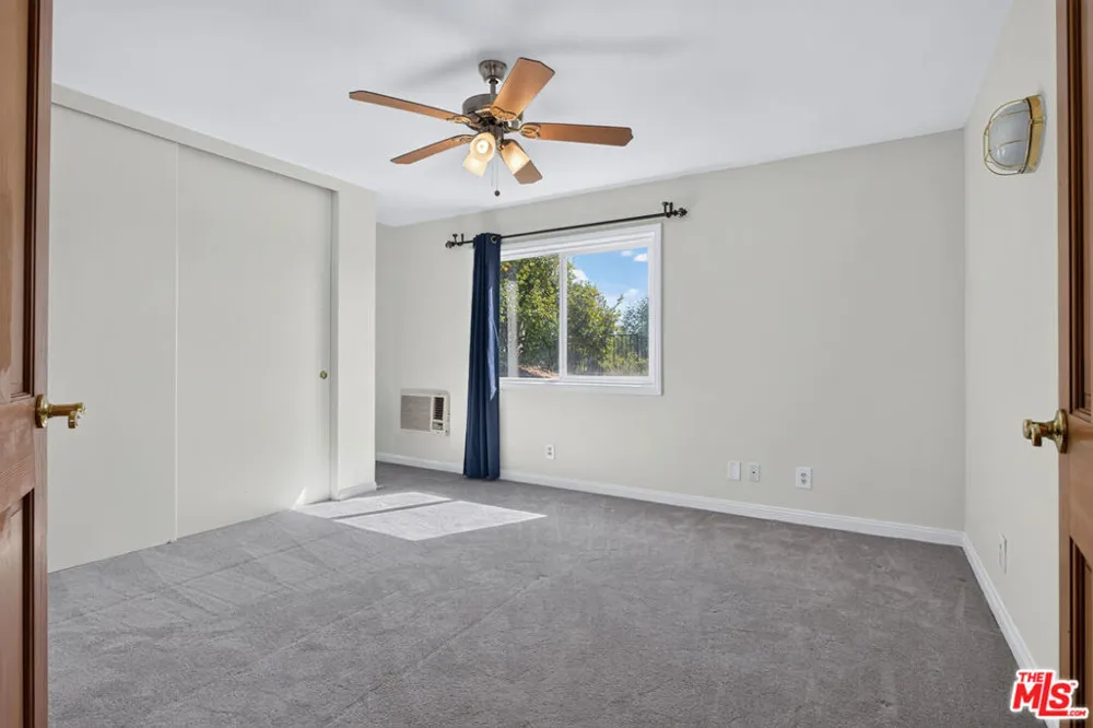 27820 Palmetto Ridge Drive Santa Clarita, CA 91354