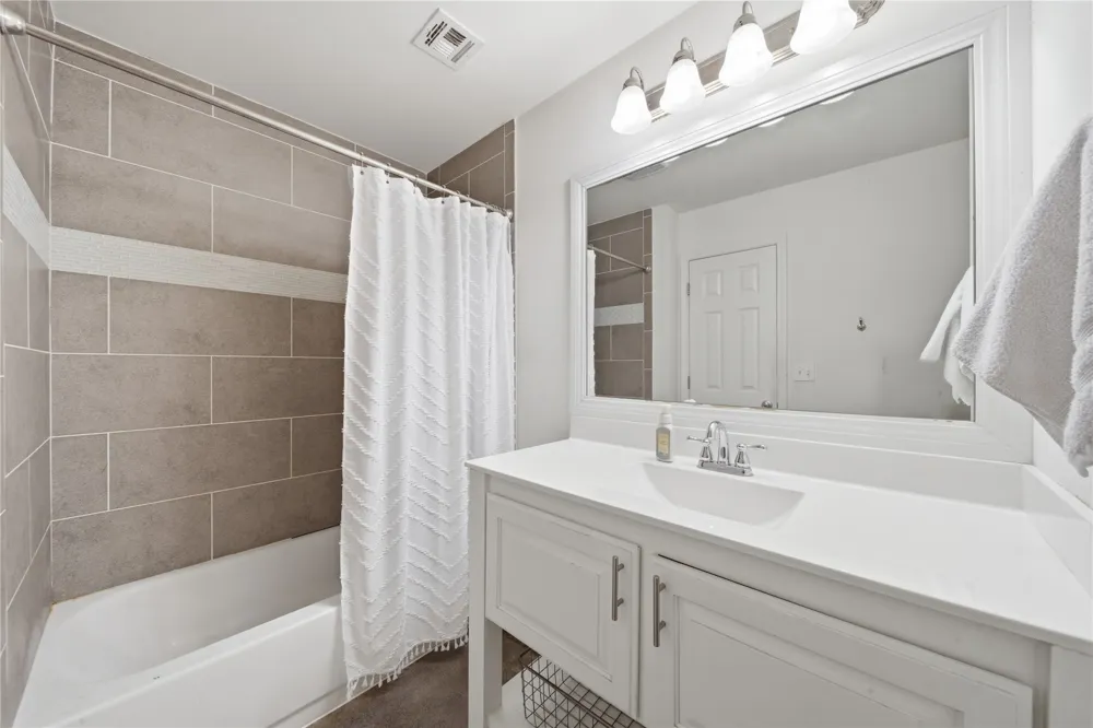 10917 S Sycamore Street Jenks, OK 74037