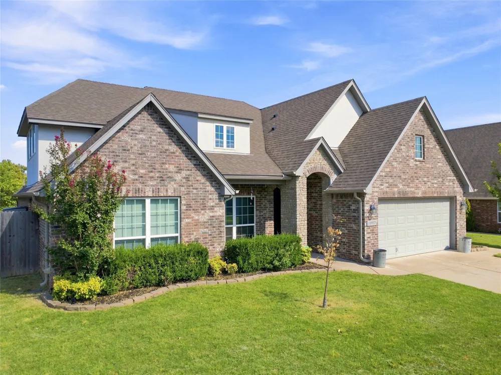 10917 S Sycamore Street Jenks, OK 74037