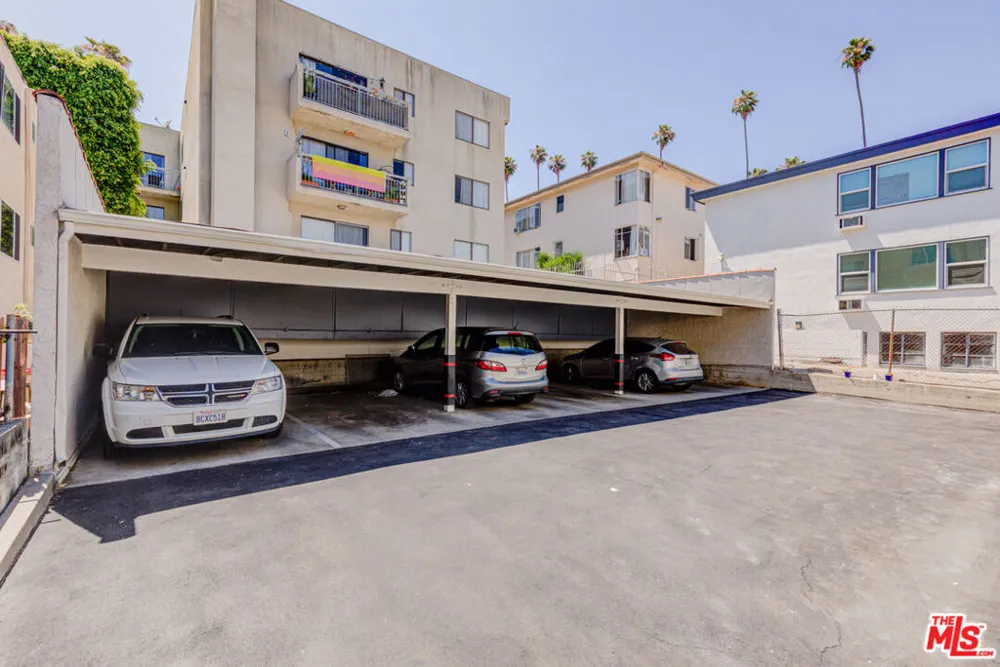 1643 Formosa Avenue #3 Los Angeles, CA 90046