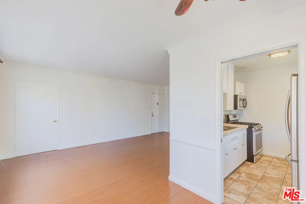 1643 Formosa Avenue #3 Los Angeles, CA 90046