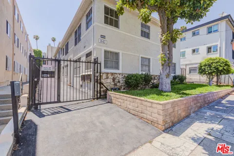 1643 Formosa Avenue #3