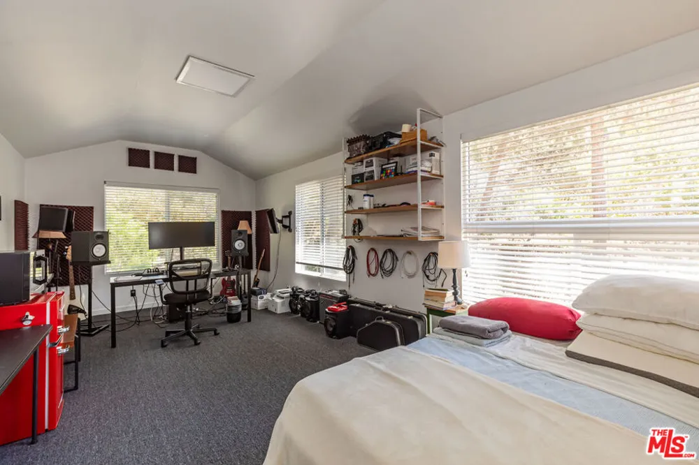 2961 Gorge Road Malibu, CA 90265