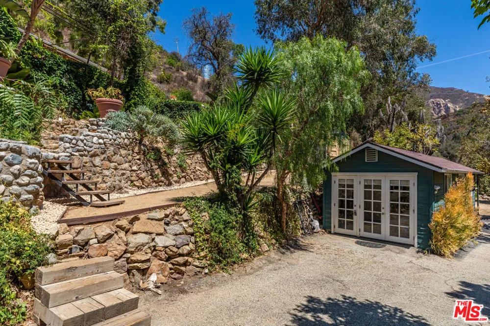 2961 Gorge Road Malibu, CA 90265