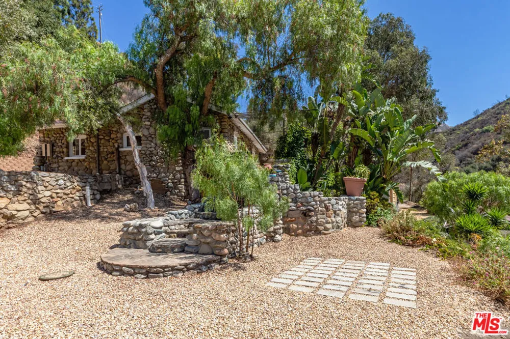 2961 Gorge Road Malibu, CA 90265