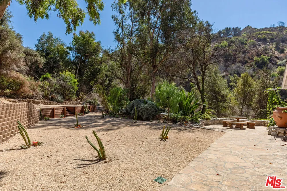 2961 Gorge Road Malibu, CA 90265