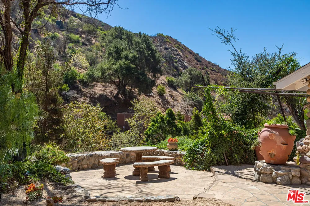 2961 Gorge Road Malibu, CA 90265