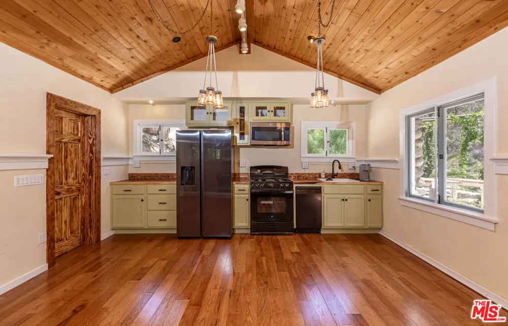 2961 Gorge Road Malibu, CA 90265