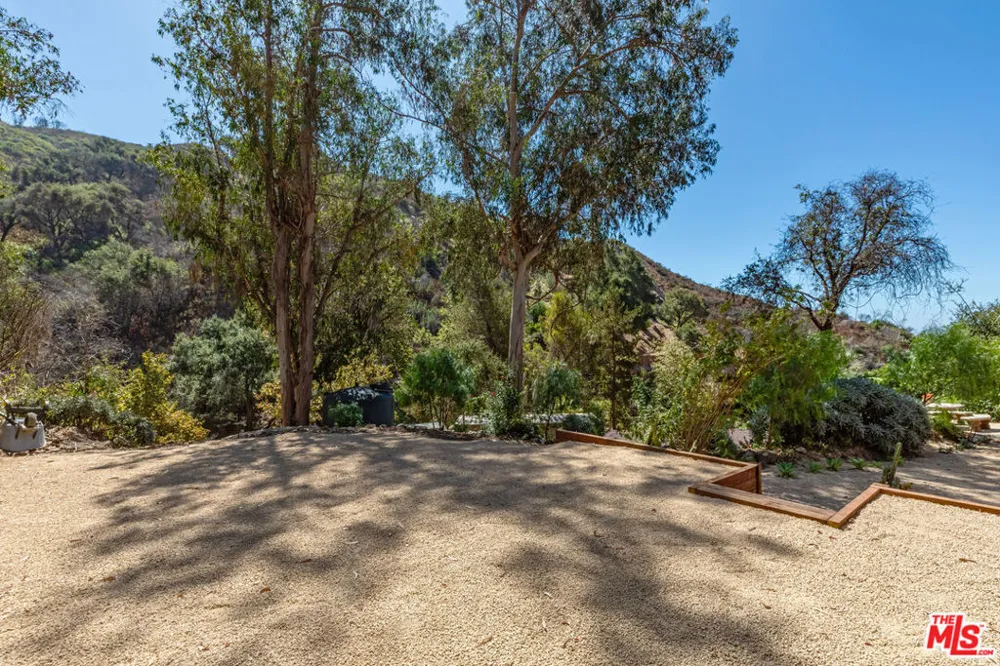 2961 Gorge Road Malibu, CA 90265