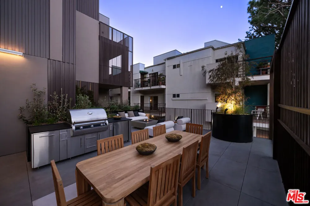 1264 Harper Avenue #201 West Hollywood, CA 90046