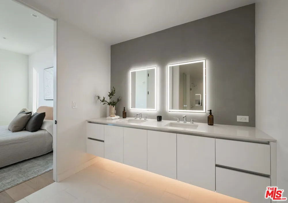 1264 Harper Avenue #201 West Hollywood, CA 90046
