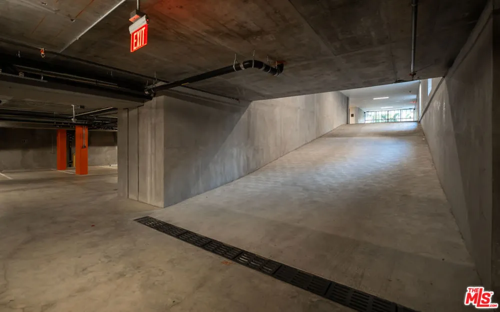 1264 Harper Avenue #201 West Hollywood, CA 90046