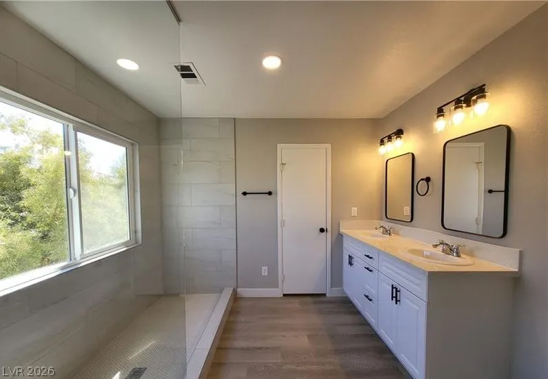 10208 Grecian Laurel Court Las Vegas, NV 89183