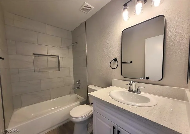 10208 Grecian Laurel Court Las Vegas, NV 89183