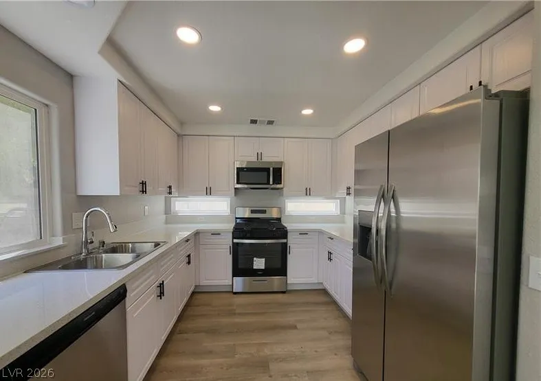 10208 Grecian Laurel Court Las Vegas, NV 89183