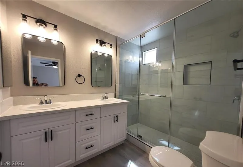 10208 Grecian Laurel Court Las Vegas, NV 89183