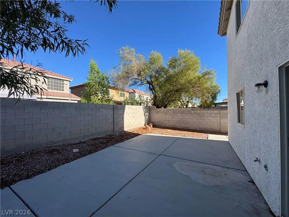 10208 Grecian Laurel Court Las Vegas, NV 89183