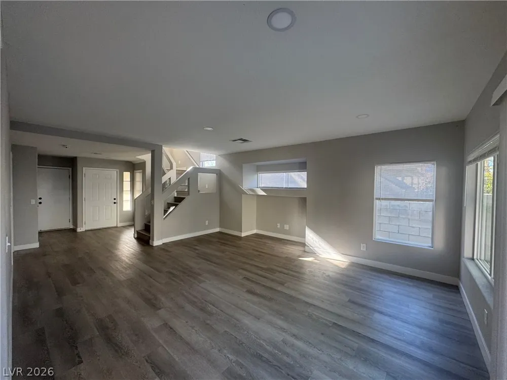 10208 Grecian Laurel Court Las Vegas, NV 89183