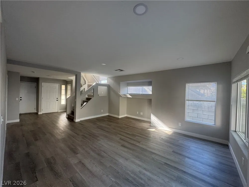 10208 Grecian Laurel Court Las Vegas, NV 89183