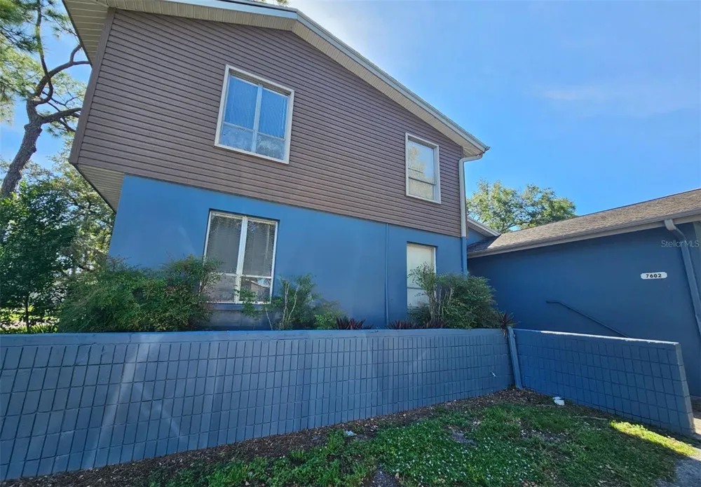 7602 W POWHATAN AVENUE #2 Tampa, FL 33615
