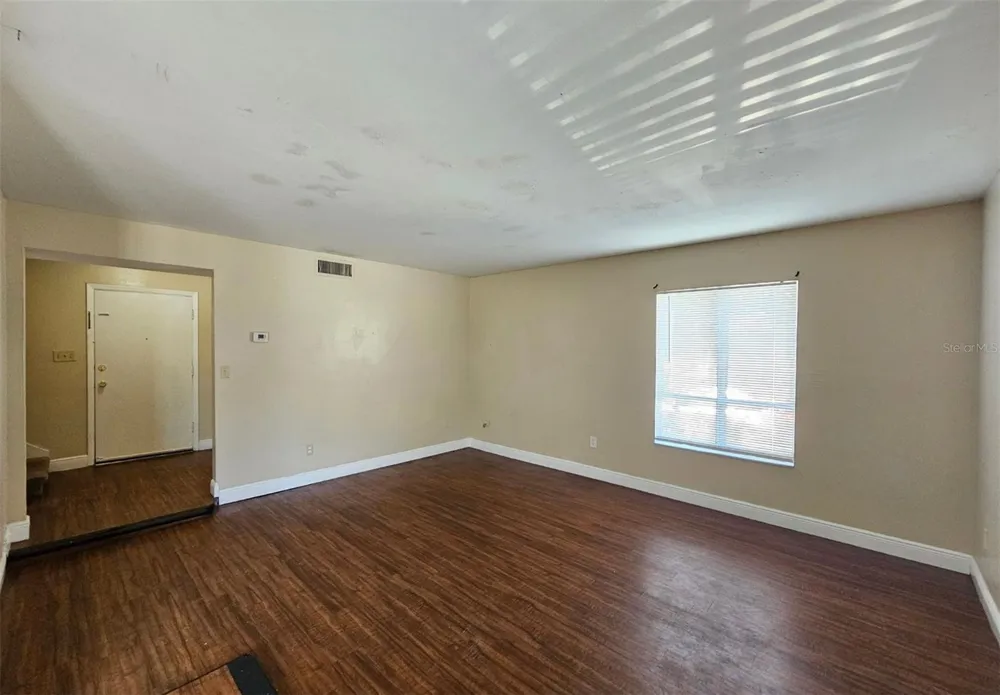 7602 W POWHATAN AVENUE #2 Tampa, FL 33615
