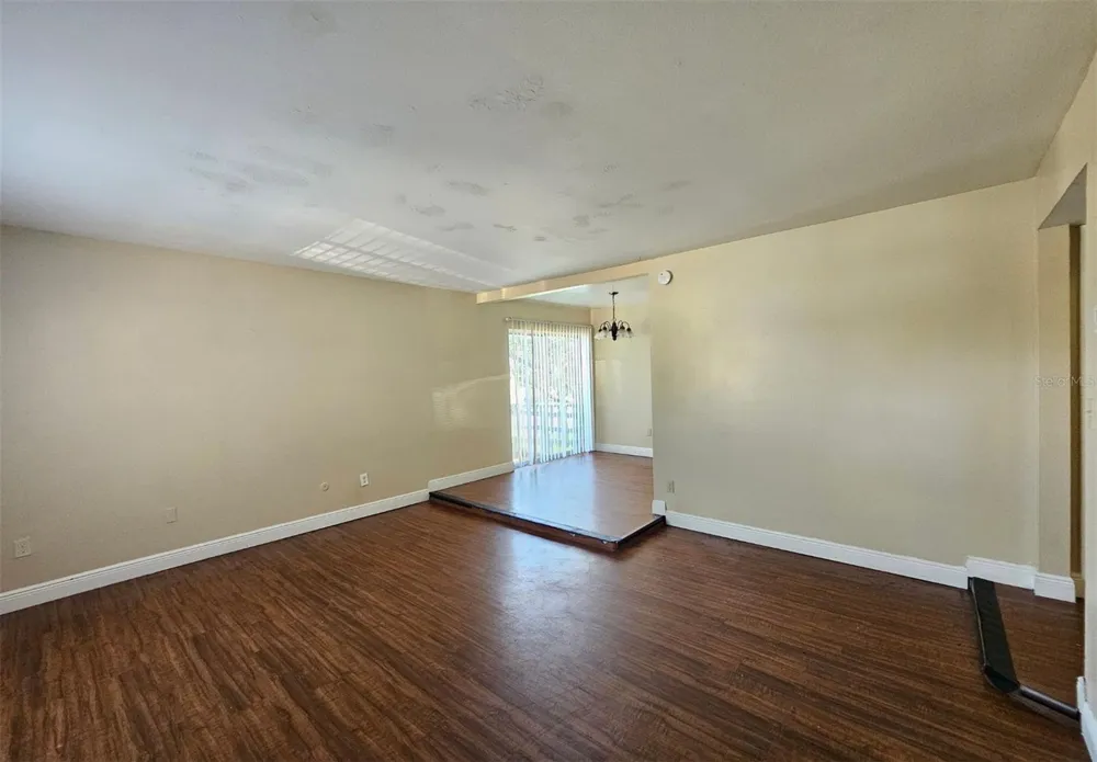 7602 W POWHATAN AVENUE #2 Tampa, FL 33615