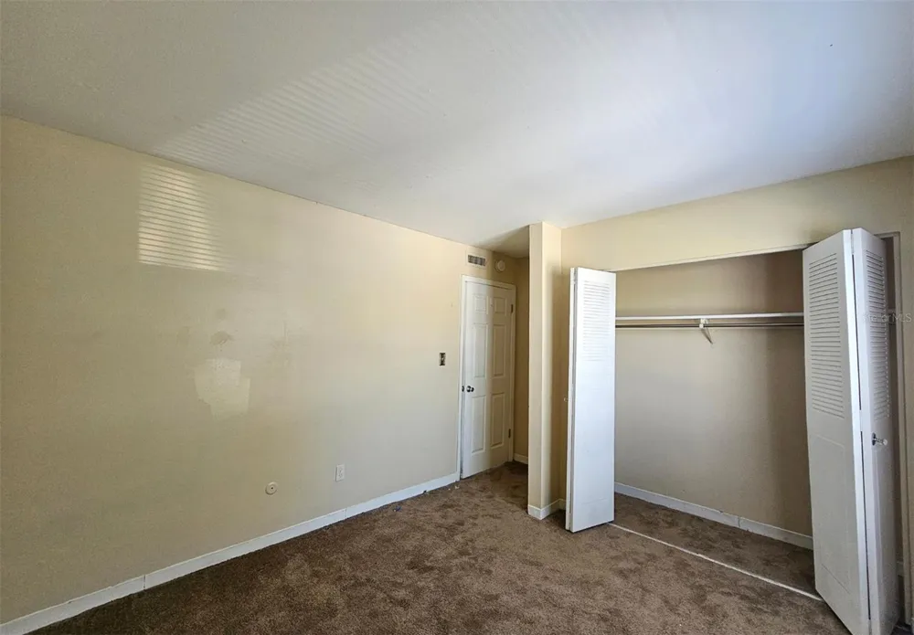 7602 W POWHATAN AVENUE #2 Tampa, FL 33615