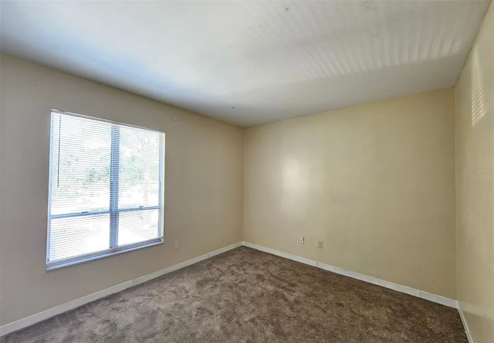 7602 W POWHATAN AVENUE #2 Tampa, FL 33615