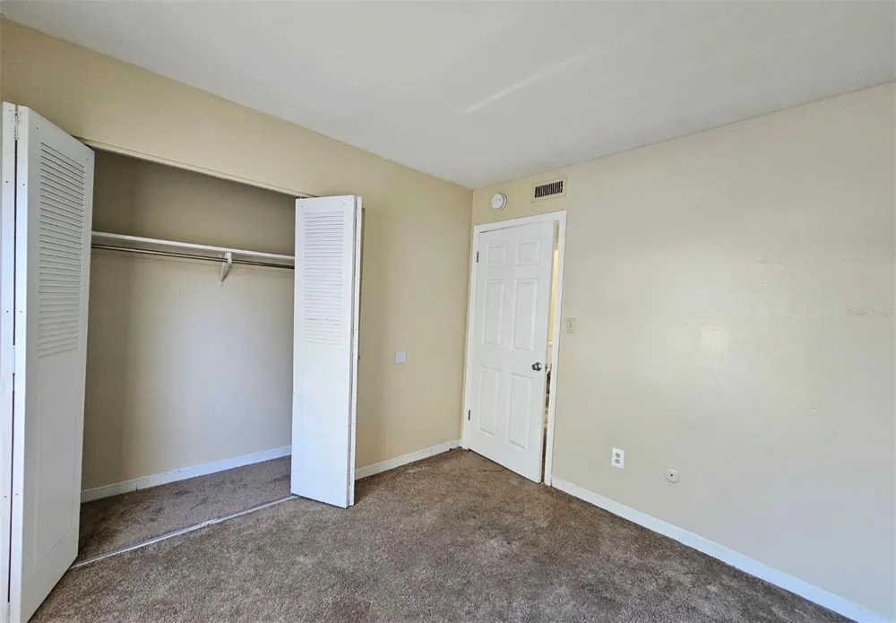 7602 W POWHATAN AVENUE #2 Tampa, FL 33615