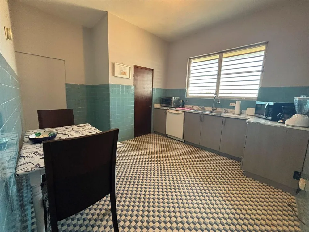 520 RIERA STREET #2 San Juan, PR 00909