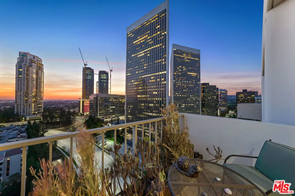 2160 E Century Parkway #2109 Los Angeles, CA 90067