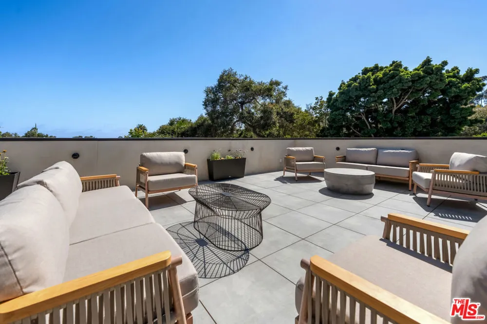 204 Olive Mill Road Montecito, CA 93108