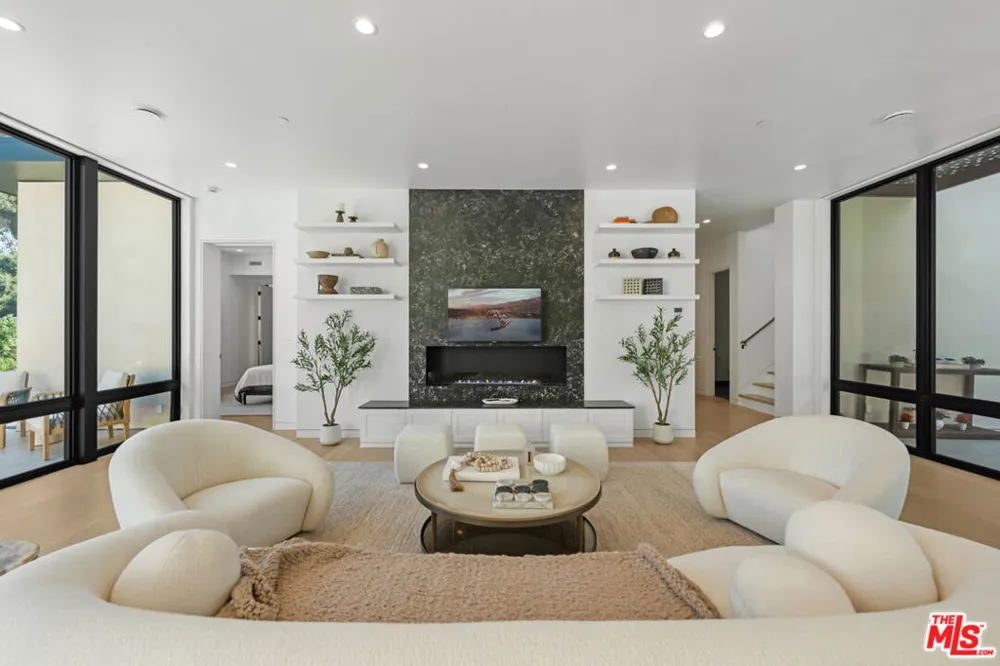 204 Olive Mill Road Montecito, CA 93108