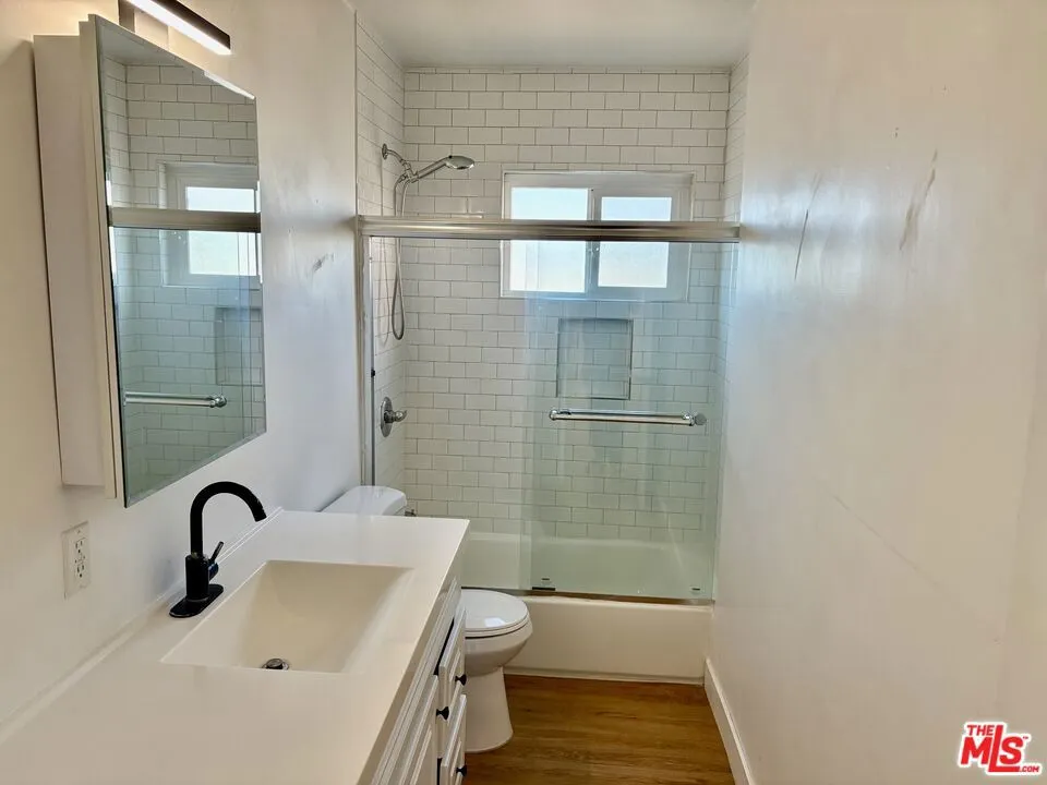 3824 Keystone Ave #7 Culver City, CA 90232