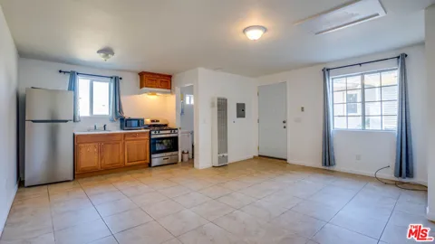 1478 W 29th Street ##2