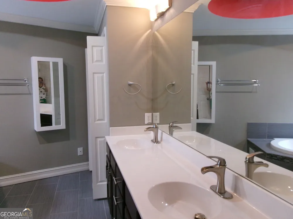 910 Woodward Park DR Suwanee, GA 30024