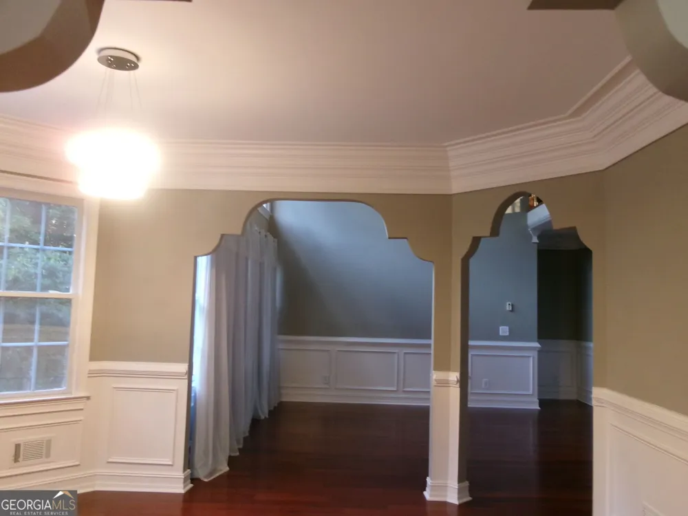 910 Woodward Park DR Suwanee, GA 30024
