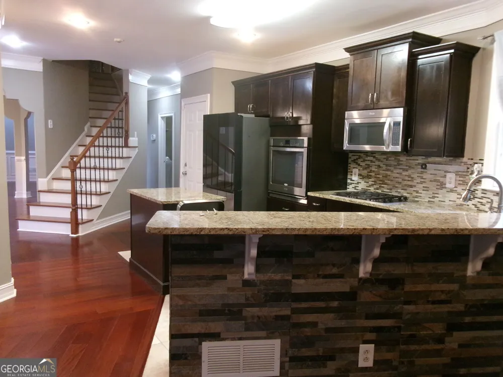 910 Woodward Park DR Suwanee, GA 30024