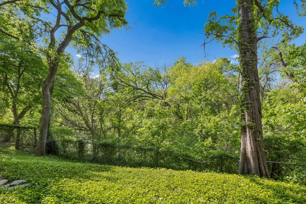9801 Royal Lane #707 Dallas, TX 75231