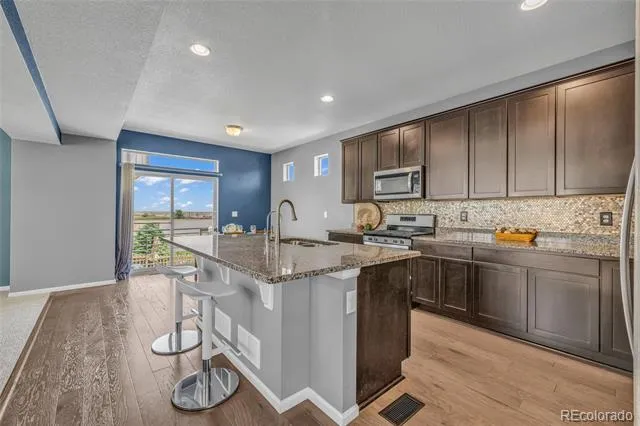 18183 E 104th Way Commerce City, CO 80022