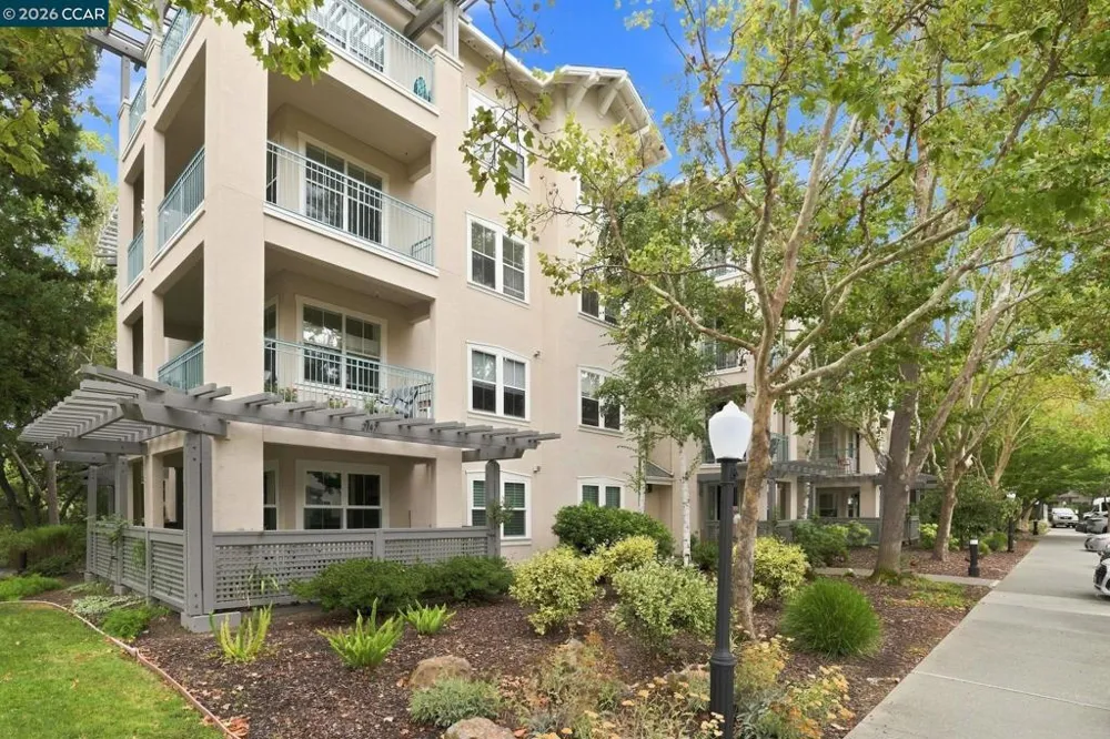 1840 Tice Creek Dr #2245 Walnut Creek, CA 94595