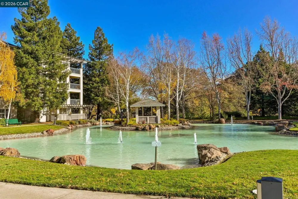 1840 Tice Creek Dr #2245 Walnut Creek, CA 94595