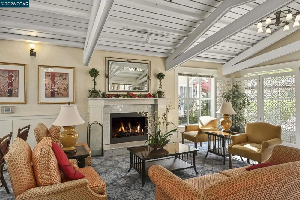 1840 Tice Creek Dr #2245 Walnut Creek, CA 94595