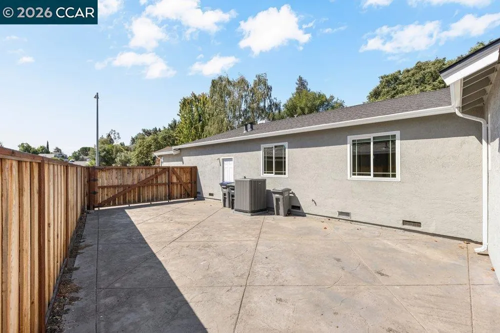 8798 Augusta Ct Dublin, CA 94568
