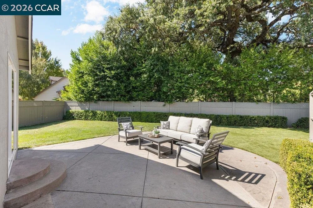 8798 Augusta Ct Dublin, CA 94568