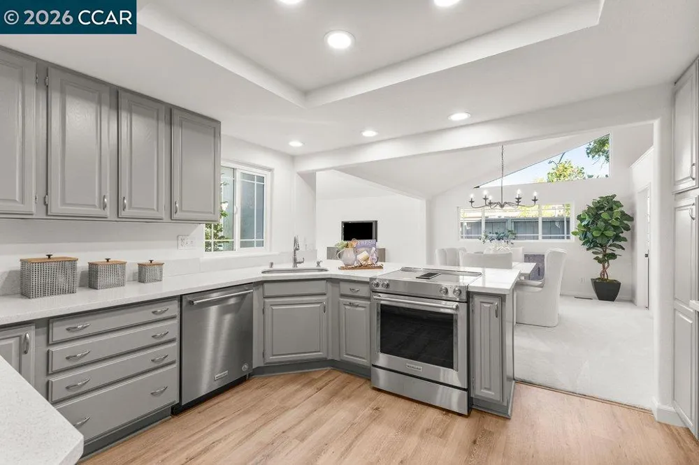 8798 Augusta Ct Dublin, CA 94568